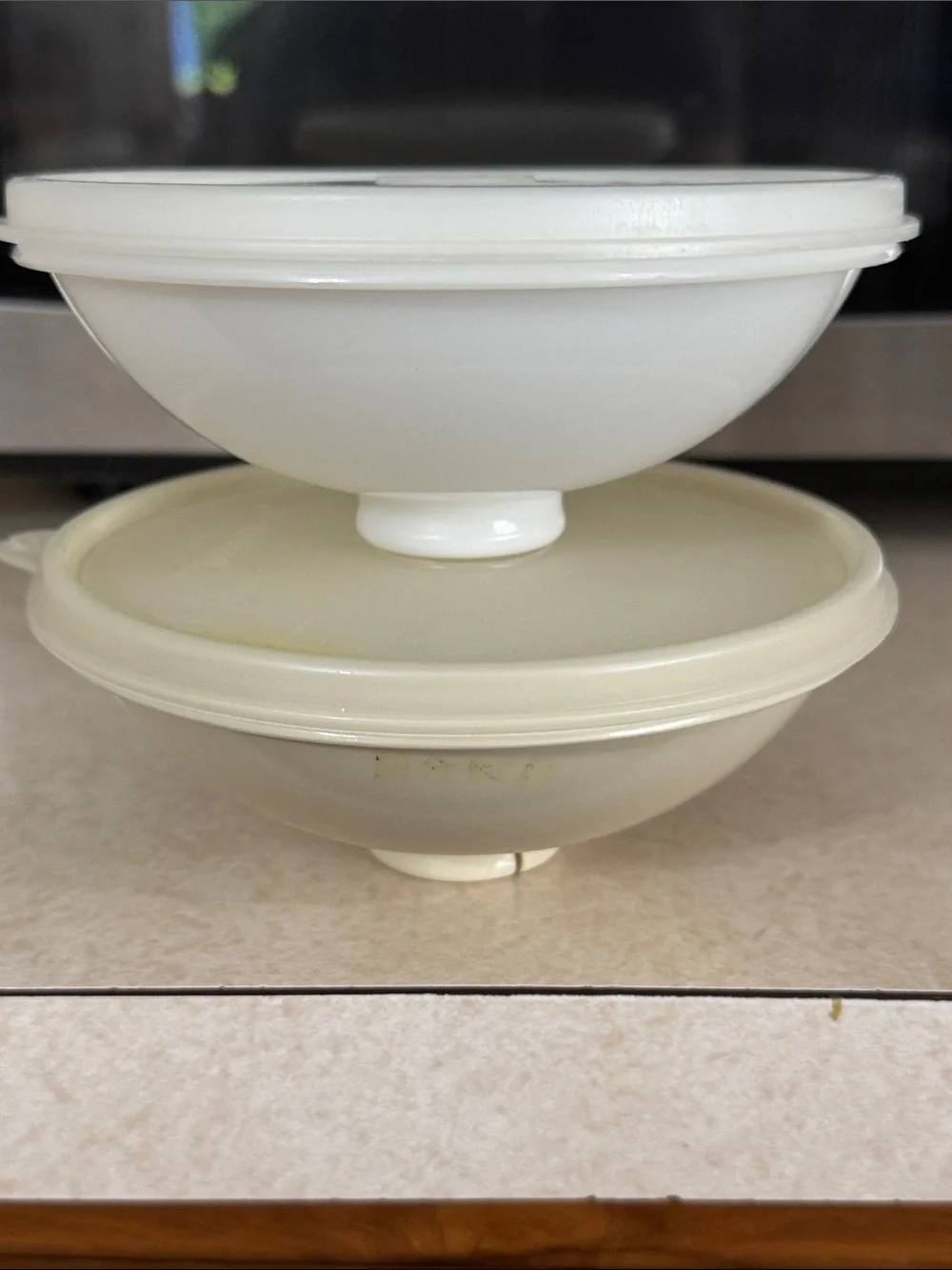 Vintage Tupperware Wonderlier Bowls